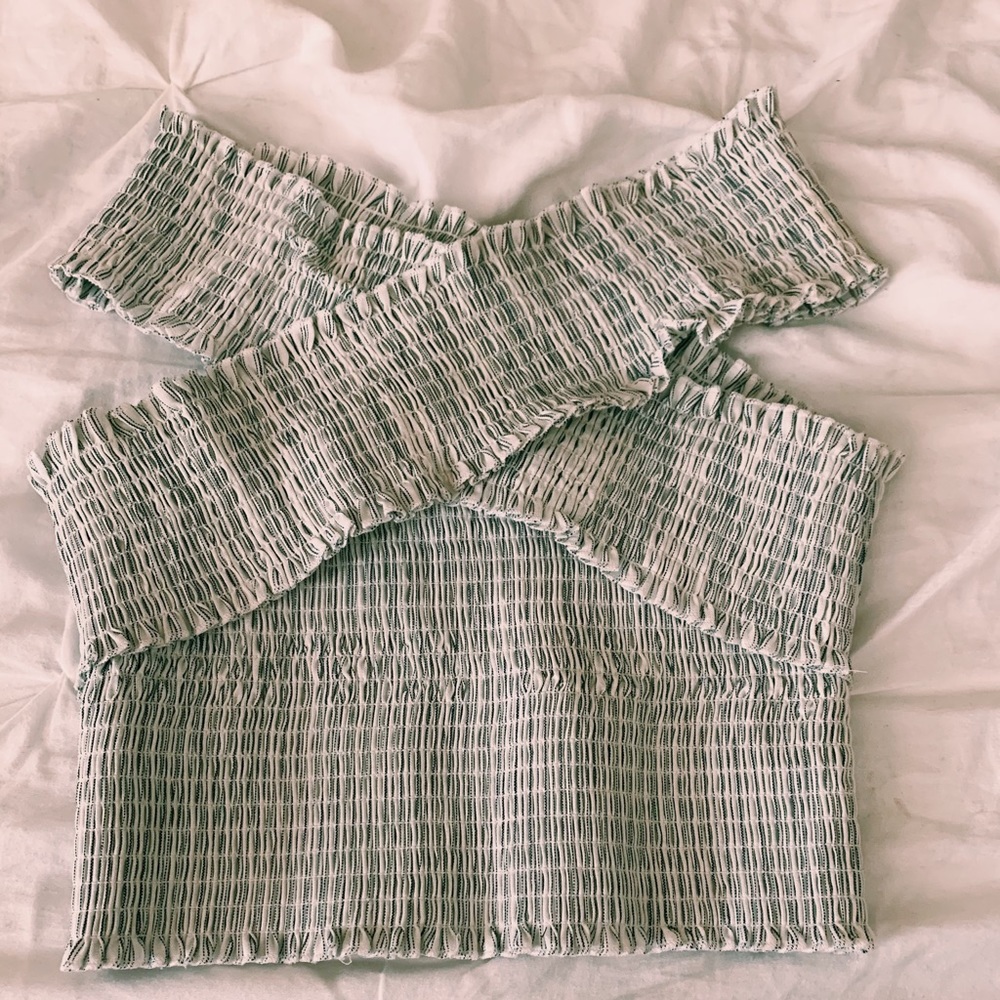 Urban outfitters off the shoulder tube top NWT